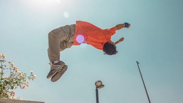 Boy freerunning